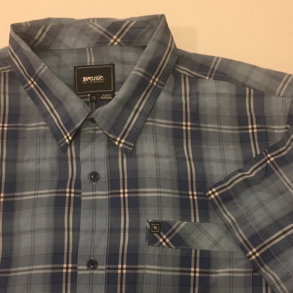 Rip Curl Men's Blue Plaid Button-Up Shirt